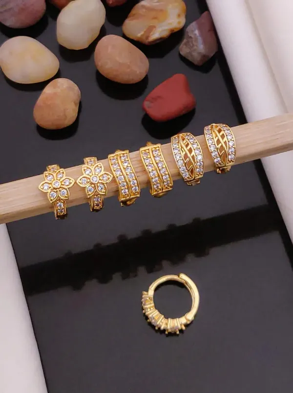 Gold_Brass_Rhinestone_Ring_Set_For_Women