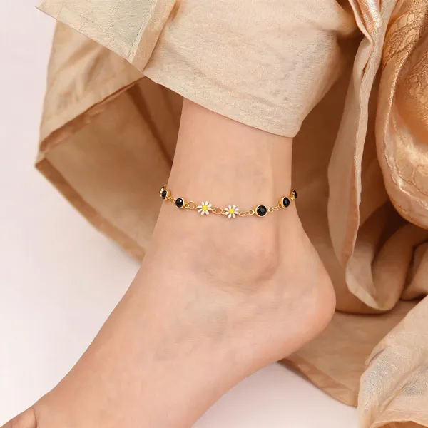 Gold_Brass_Floral_Black_Stone_Anklet_For_Women