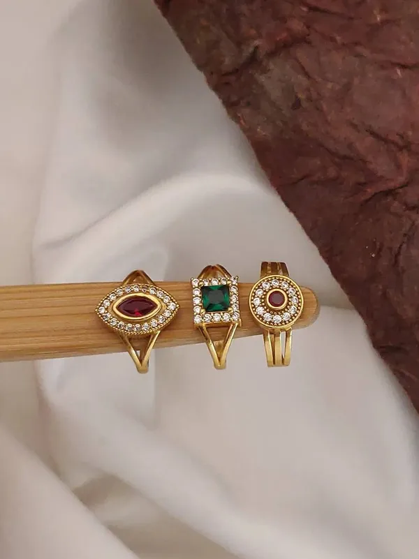 Gold_Brass_Coloured_Stone_Embellished_Ring_Set_For_Women