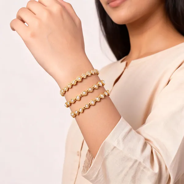 Gold_Brass_Alloy_Heart_Floral_Chain_Bracelet_Set_For_Women