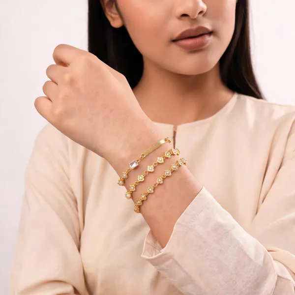 Gold_Brass_Floral_Mesh_Chain_Bracelet_Set_For_Women