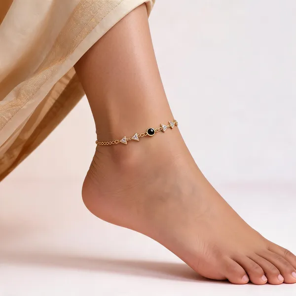 Gold_Brass_Geometric_Black_Stone_Anklet_Set_For_Women