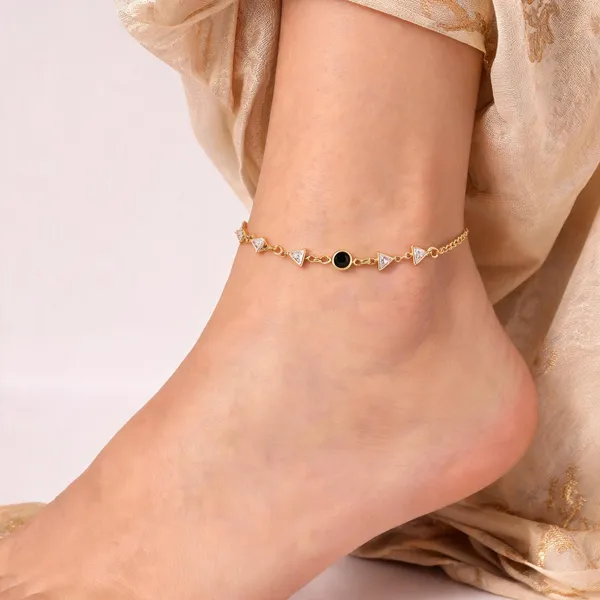Gold_Brass_Geometric_Black_Stone_Anklet_Set_For_Women