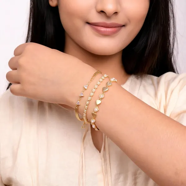 Gold_Brass_Alloy_Mesh_Textured_Chain_Bracelet_Set_For_Women