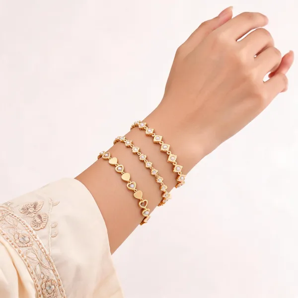 Gold_Brass_Alloy_Floral_Geometric_Link_Bracelet_Set_For_Women