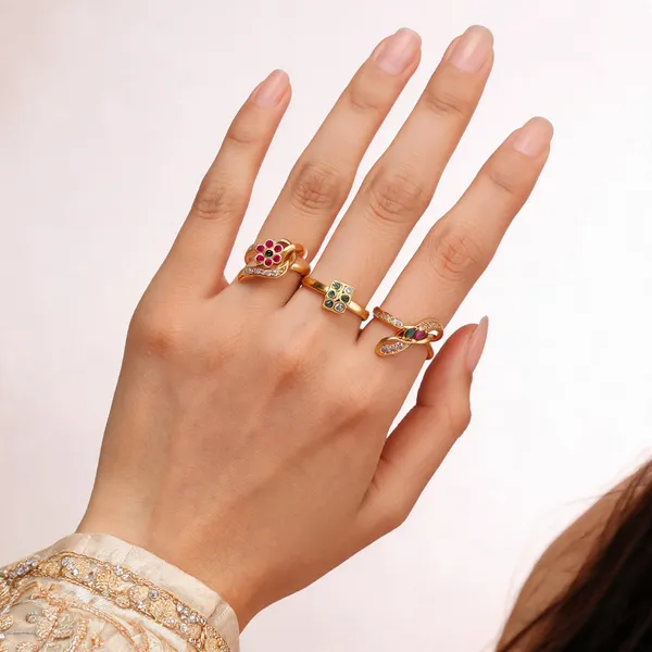 Gold_Brass_Multicolour_Stone_Floral_Ring_Set_For_Women