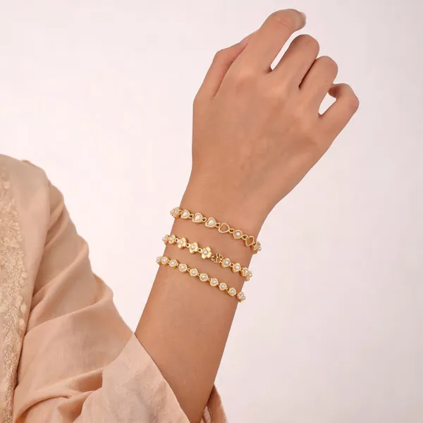 Gold_Brass_Heart_Floral_Link_Chain_Bracelet_Set_For_Women
