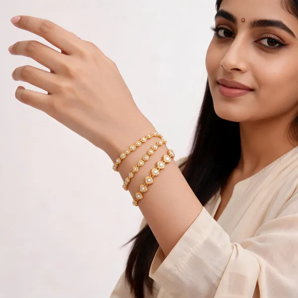 Gold_Brass_Heart_Floral_Link_Chain_Bracelet_Set_For_Women