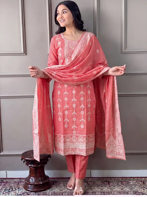 Women_embroidered_straight_kurta_set