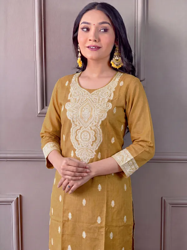 Women_embroidered_straight_kurta_set