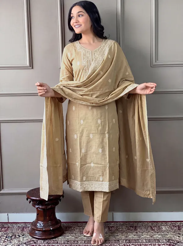 Gold_Cotton_Straight_Embroidered_Kurta_Set_For_Women