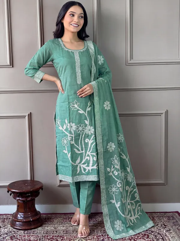 Green_Cotton_Straight_Embroidered_Kurta_Set_For_Women