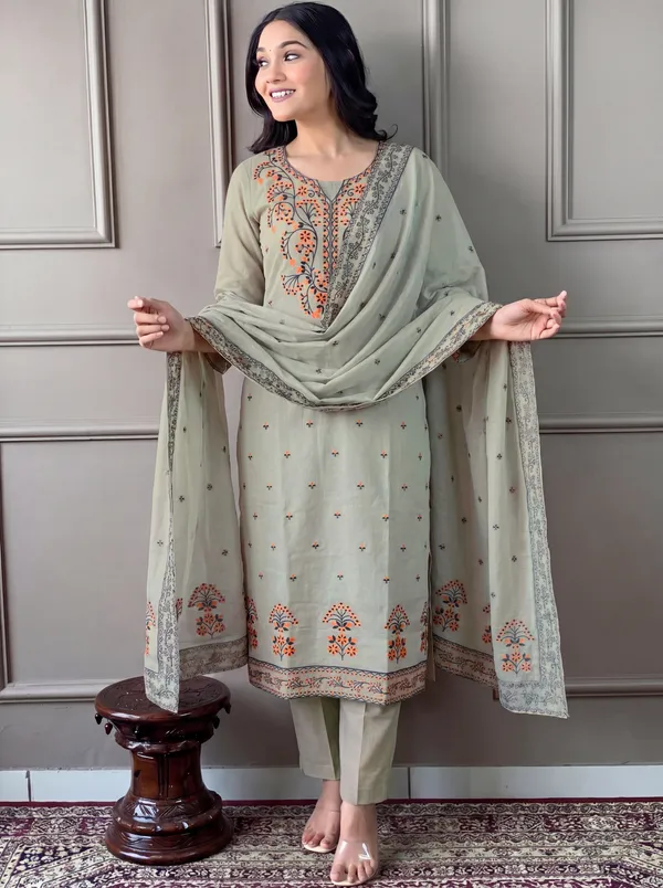 Green_Cotton_Straight_Embroidered_Kurta_Set_For_Women