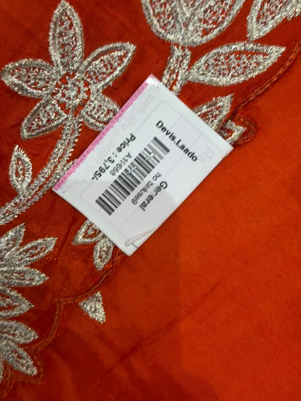 Orange_Silver_Mix_Chiffon_Embroidered_Saree_With_Blouse_For_Women