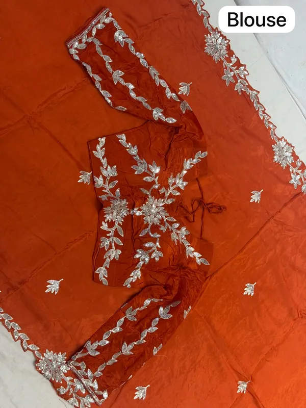 Orange_Silver_Mix_Chiffon_Embroidered_Saree_With_Blouse_For_Women