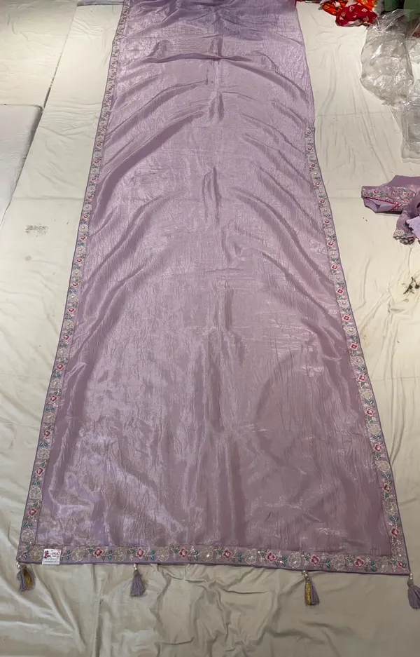 Lavender_Mix_Chiffon_Embroidered_Saree_With_Blouse_For_Women