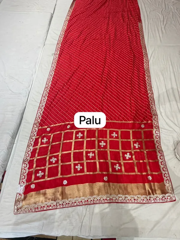 Red_Mix_Chiffon_Embroidered_Saree_With_Blouse_For_Women