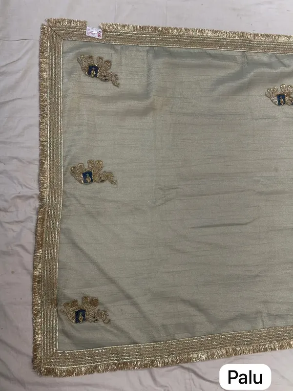 Grey_Mix_Chiffon_Embellished_Saree_With_Blouse_For_Women
