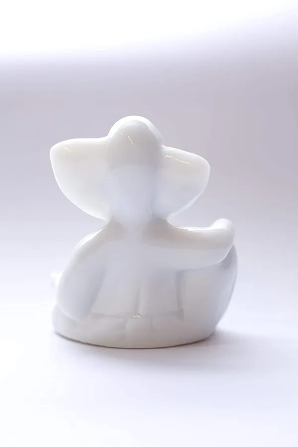 Handmade_Tilak_Ganesha_Idol_For_Car_Dashboard_With_Adhesive_Small_Statue_Office_Table_Stiudy_Decor_Cultured_Marble_3_5_Inch_White_Handcrafted_In_India