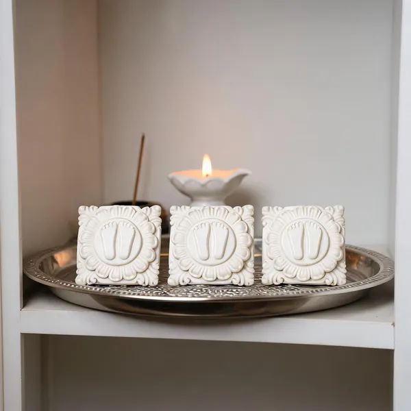 Charan_Paduka_Marble_Dust_White_Puja_Idol_-_Pack_Of_3