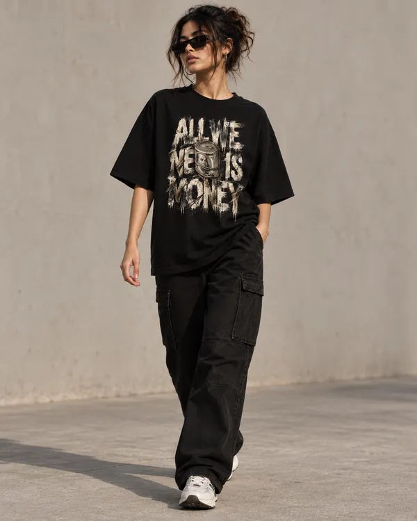 Black_Cotton_Oversized_Distressed_Graphic_T-Shirt_For_Women