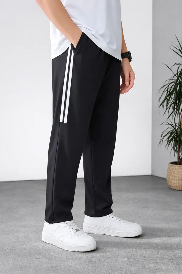 Black_Track_Pants_For_Men