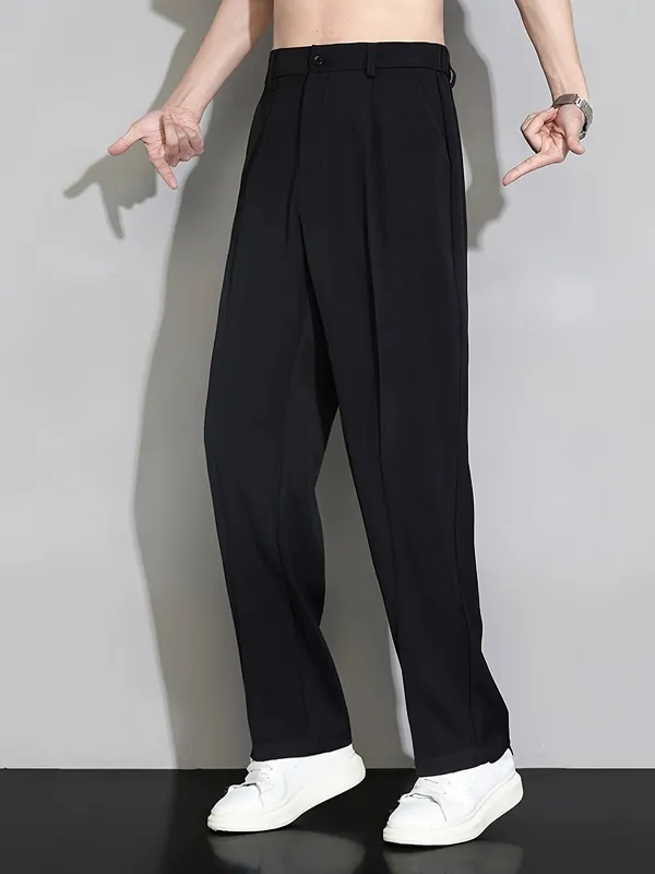 Black_Relaxed_Fit_Trousers_For_Men