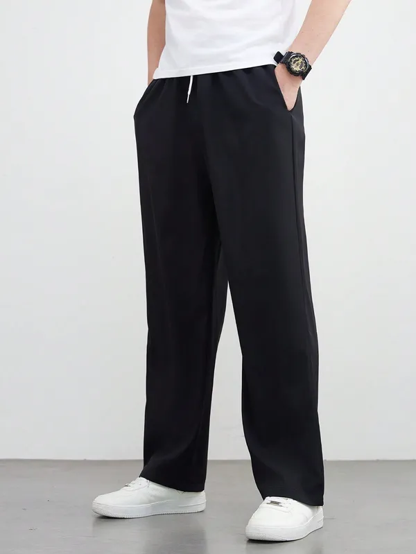 Black_Regular_Fit_Casual_Trousers_For_Men