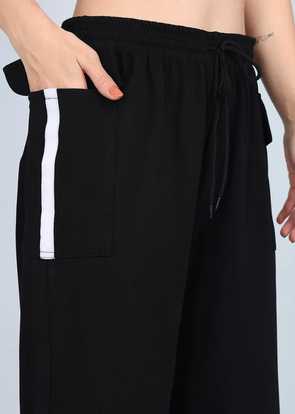 Black_Relaxed_Fit_Wide_Leg_Pants_For_Women