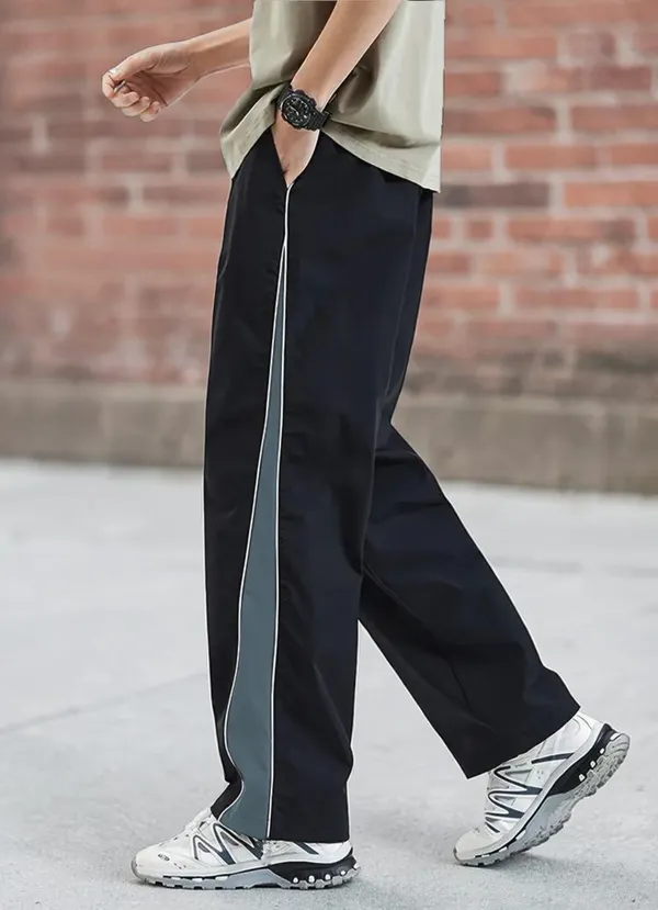 Black_Relaxed_Fit_Track_Pants_For_Men