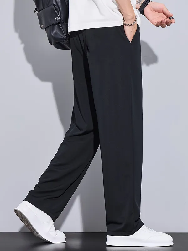 Black_Relaxed_Fit_Wide_Leg_Trousers_For_Men