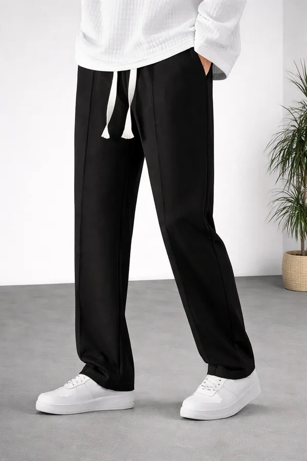 Black_Relaxed_Fit_Trousers_For_Men