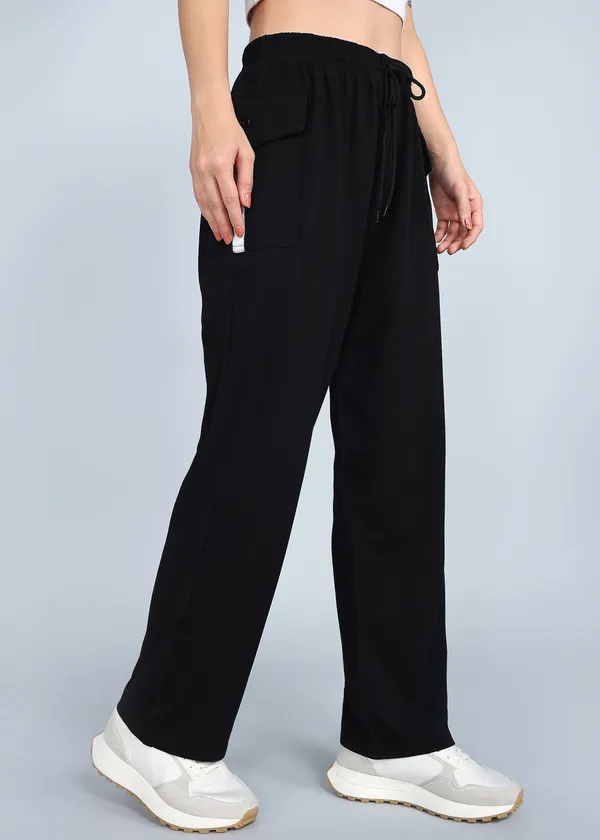 Black_Relaxed_Fit_Wide_Leg_Pants_For_Women