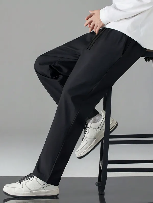 Black_Relaxed_Fit_Trousers_For_Men