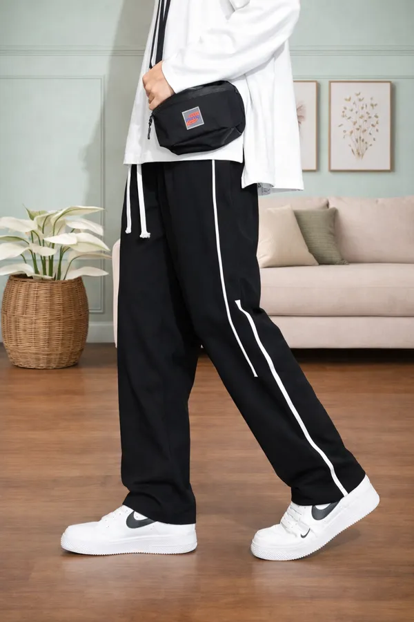Black_Regular_Fit_Track_Pants_For_Men