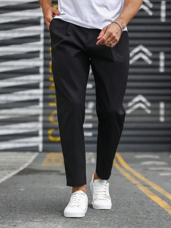 Black_Tapered_Fit_Trousers_For_Men