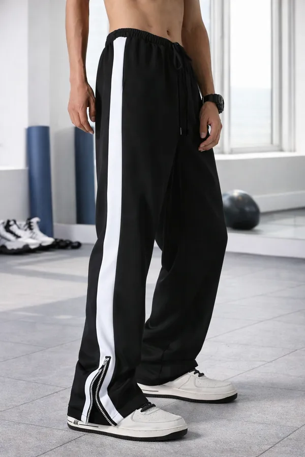Black_Athletic_Relaxed_Fit_Track_Pants_For_Men