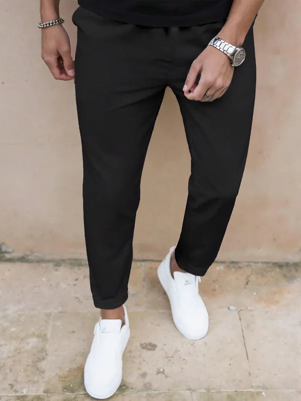 Black_Tapered_Fit_Trousers_For_Men