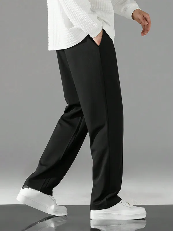 Black_Relaxed_Fit_Wide_Leg_Trousers_For_Men