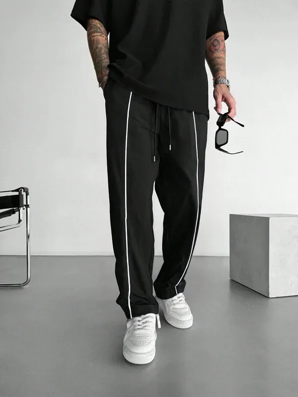 Black_Casual_Track_Pants_For_Men