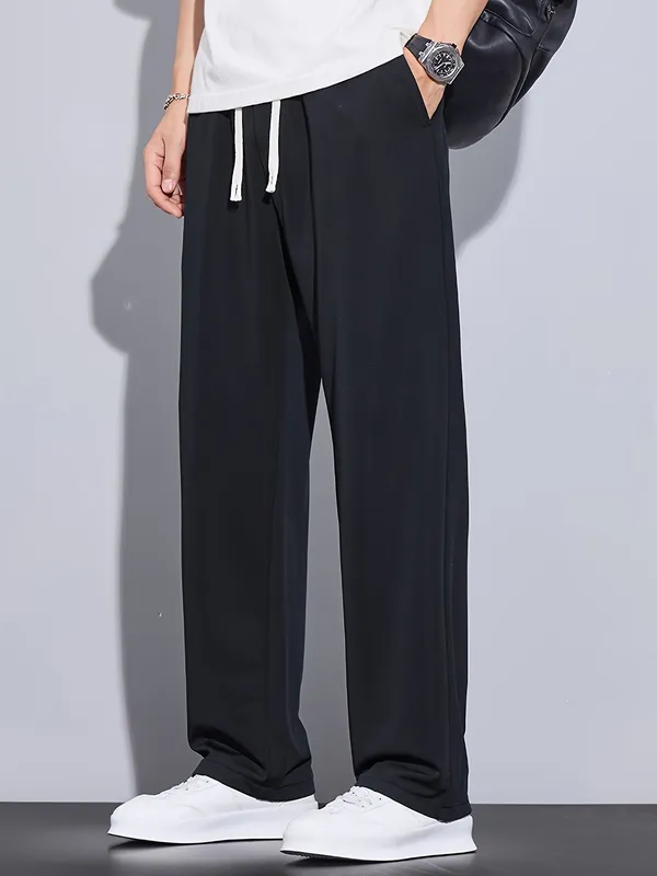 Black_Relaxed_Fit_Wide_Leg_Trousers_For_Men