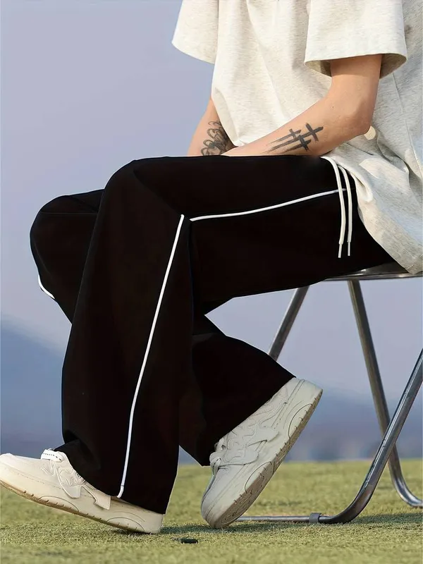 Black_Relaxed_Fit_Track_Pants_For_Men