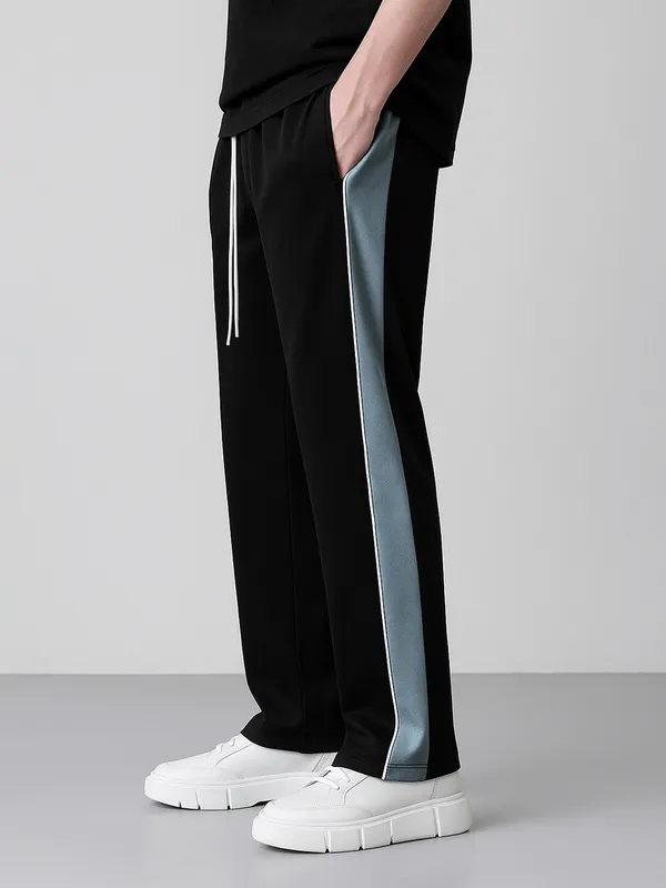 Black_Relaxed_Fit_Tracksuit_Set_For_Men