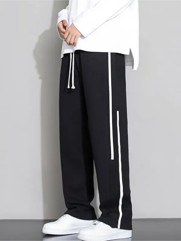Black_Relaxed_Fit_Track_Pants_For_Men