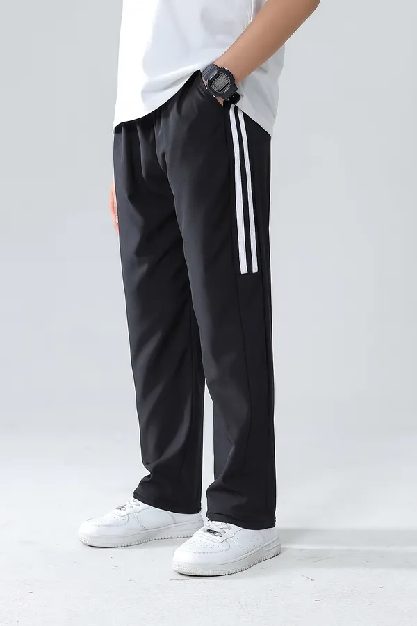 Black_Track_Pants_For_Men