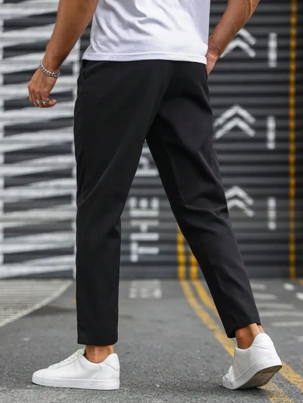 Black_Tapered_Fit_Trousers_For_Men