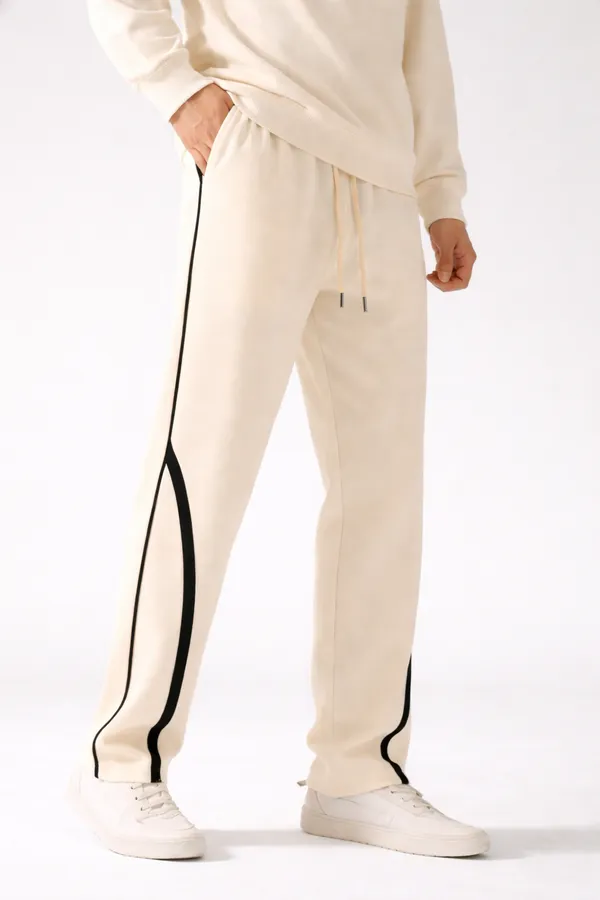 Cream_Casual_Tapered_Jogger_Pants_For_Men