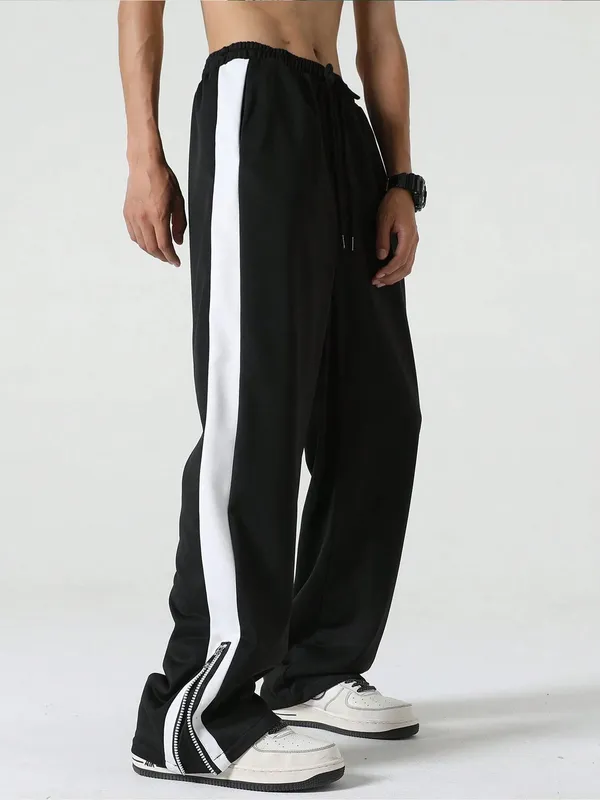 Black_Relaxed_Fit_Track_Pants_For_Men