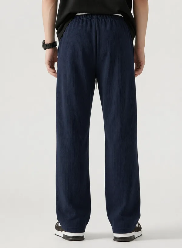 Navy_Textured_Relaxed_Fit_Cargo_Pants_For_Men