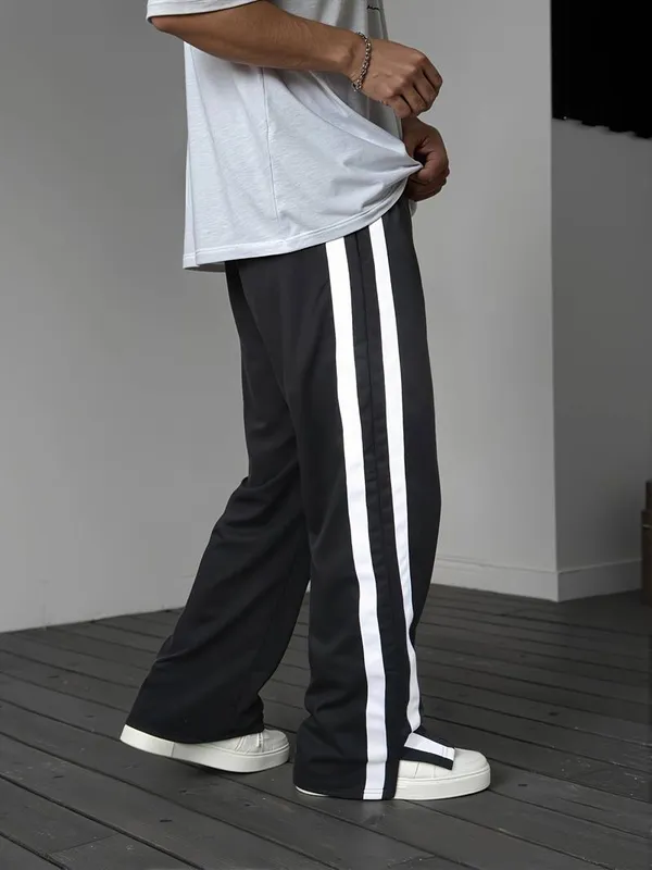 Black_Side_Stripe_Relaxed_Fit_Track_Pants_For_Men
